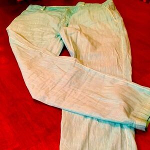 Authentic 120% Lino salad color capri pants , bought in Milan, sissy 46. Must!